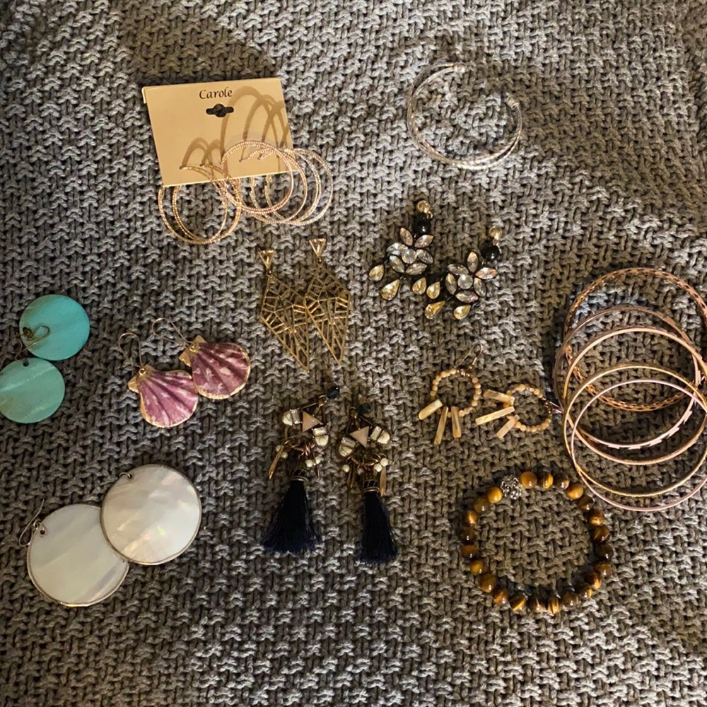 Jewelry bundle